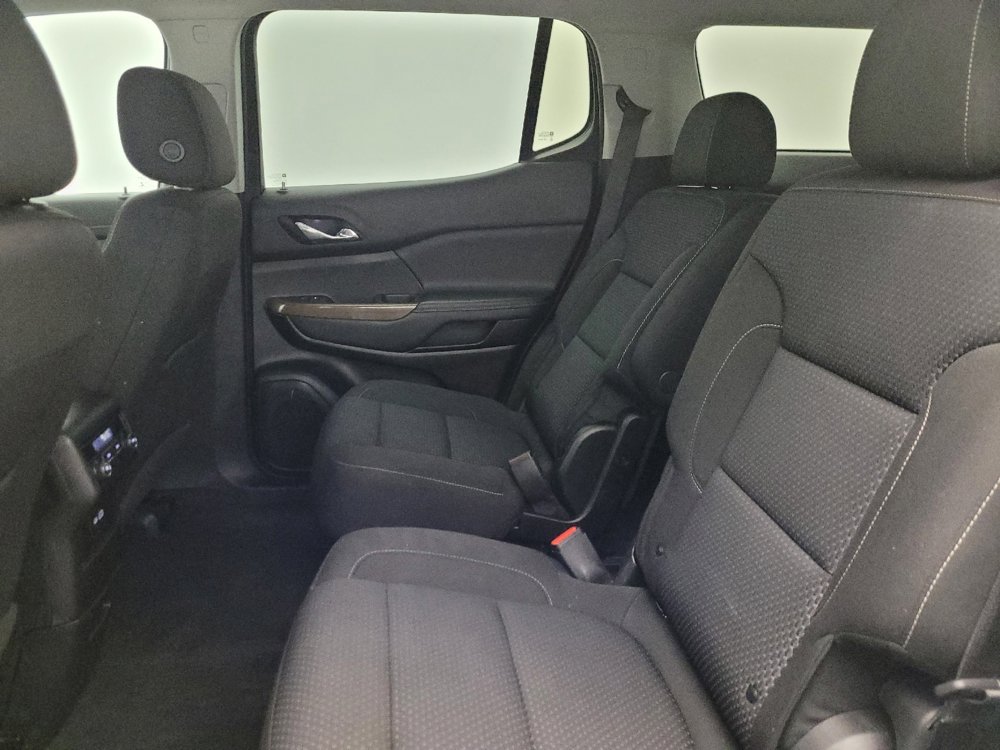 Used 2022 GMC Acadia SLE FWD image 18