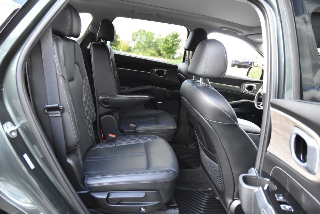 Used 2023 Kia Sorento SX Prestige AWD/4WD image 41