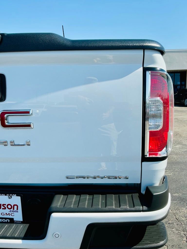 Used 2022 GMC Canyon Denali AWD/4WD image 8