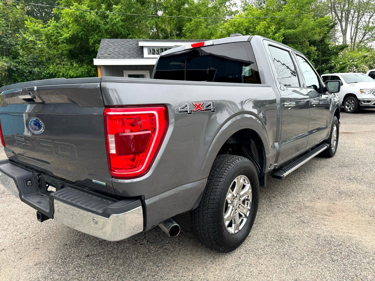 Used 2022 Ford F150 XLT w/ Equipment Group 302A High image 12