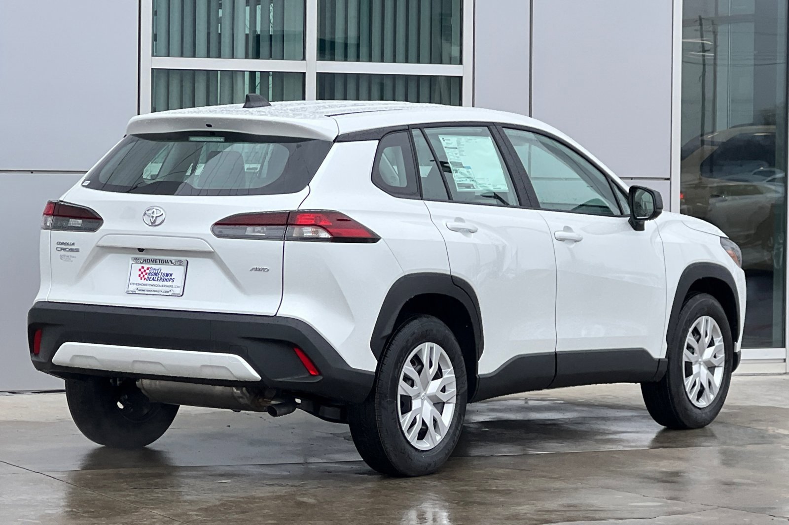 New 2026 Toyota Corolla Cross L image 4