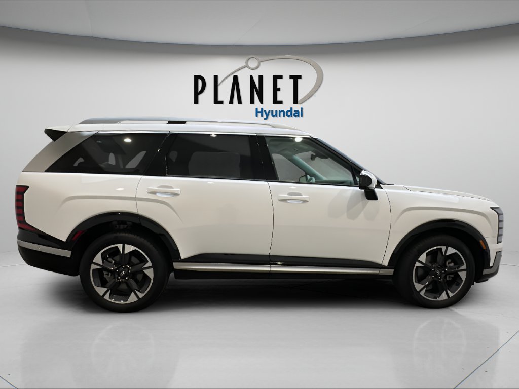 Certified 2026 Hyundai Palisade Limited AWD/4WD image 8