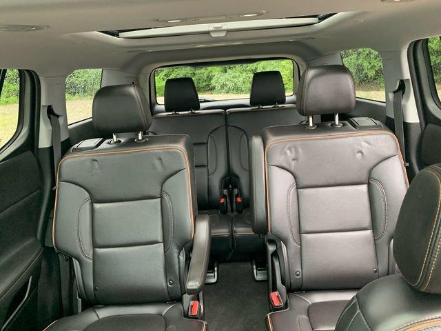 Used 2023 GMC Acadia AT4 w/ Technology Package AWD/4WD image 37