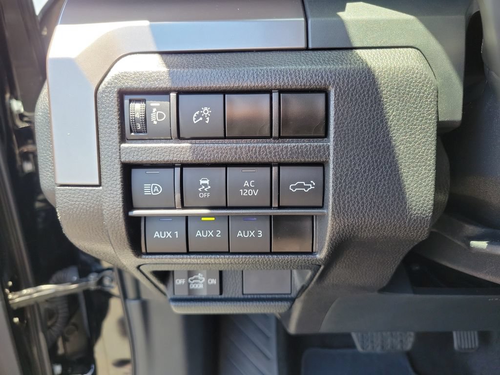 Used 2024 Toyota Tacoma TRD Off-Road w/ TRD Off Road Premium Package AWD/4WD image 23