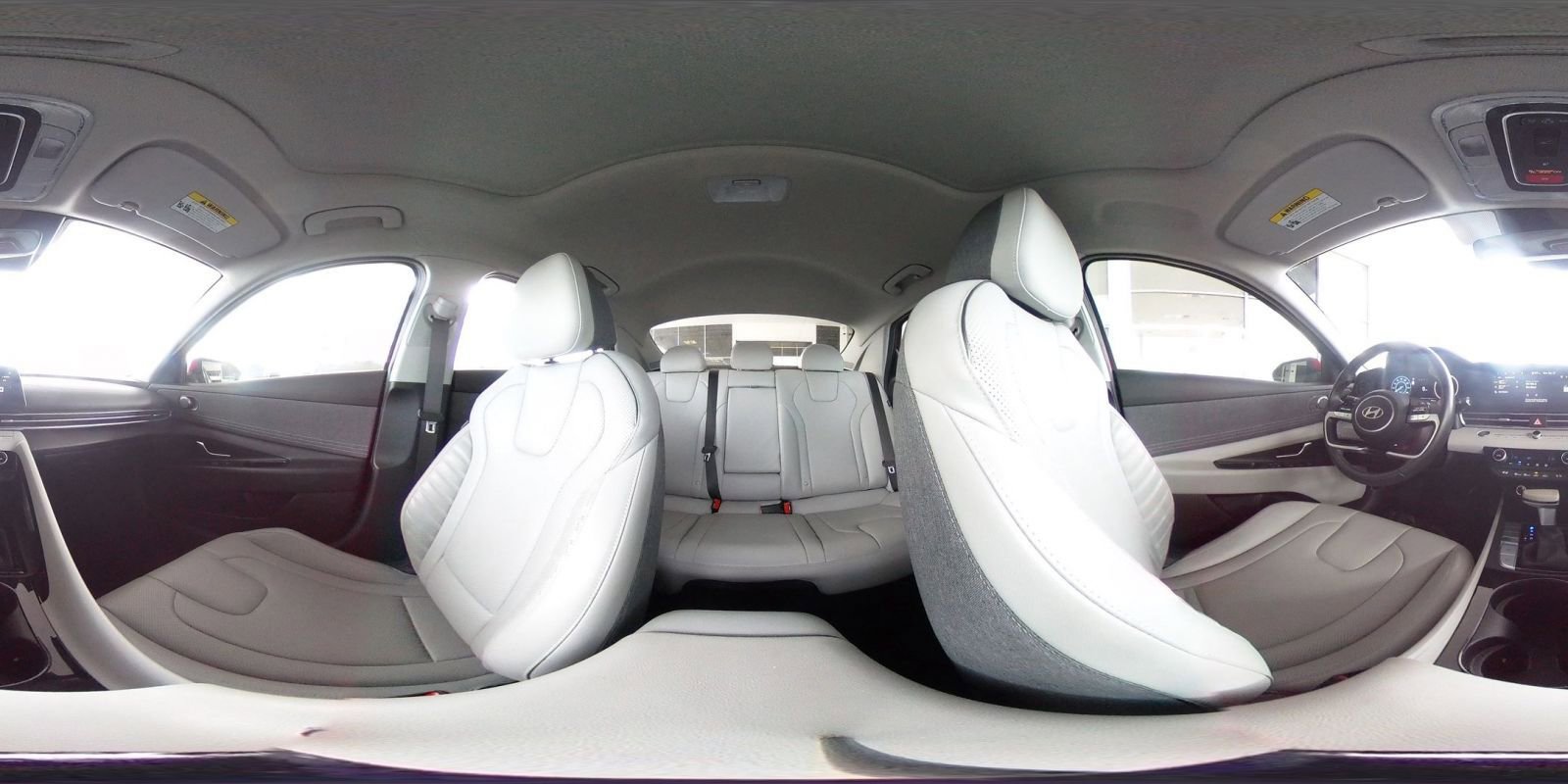 Used 2025 Hyundai Elantra Limited image 42