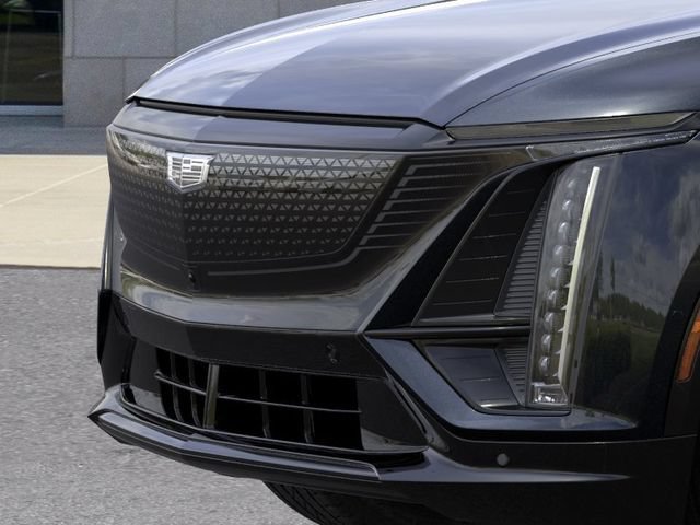 New 2026 Cadillac Lyriq Signature Sport w/ LPO, ONYX Package AWD/4WD image 13