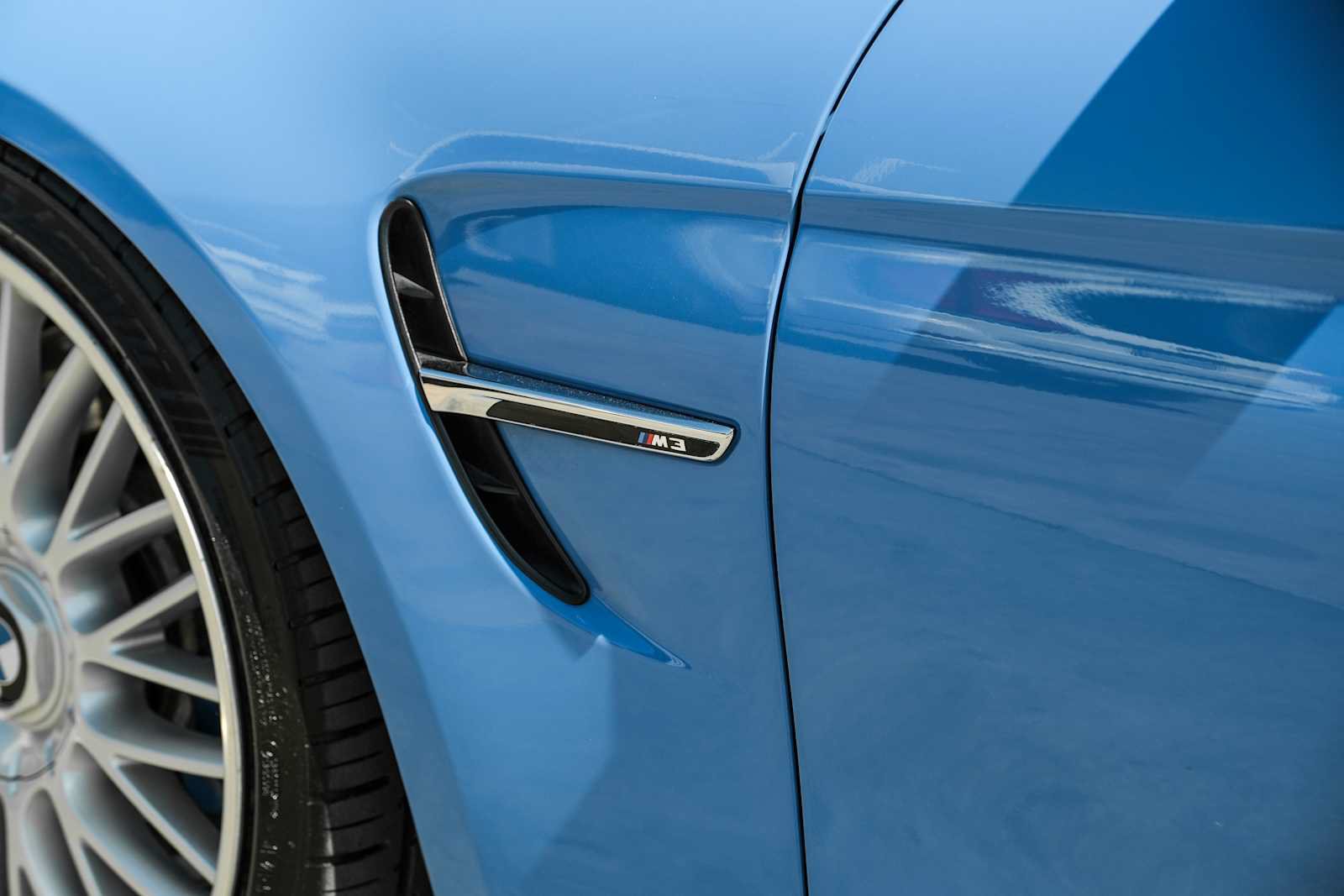 Used 2015 BMW M3 RWD image 47