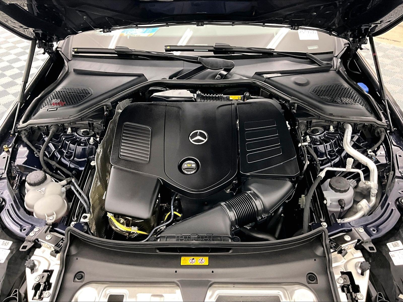 Used 2026 Mercedes-Benz E 350 Sedan image 9