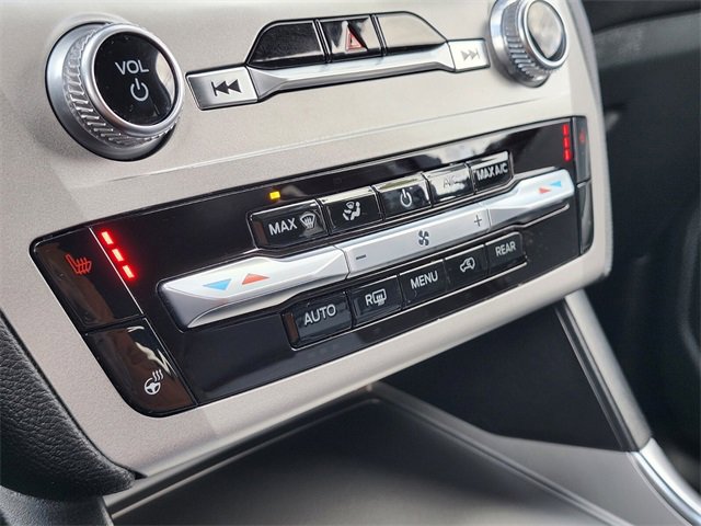 Certified 2022 Ford Explorer XLT w/ Equipment Group 202A image 25