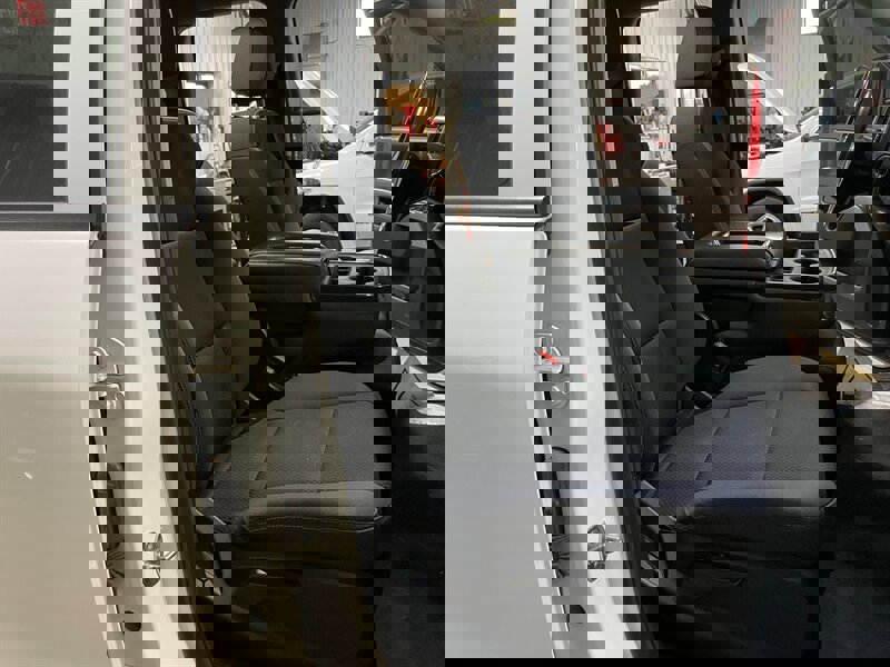 Used 2019 Chevrolet Silverado 1500 LT image 19