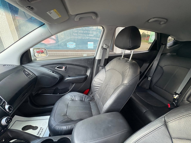 Used 2012 Hyundai Tucson Limited FWD image 14