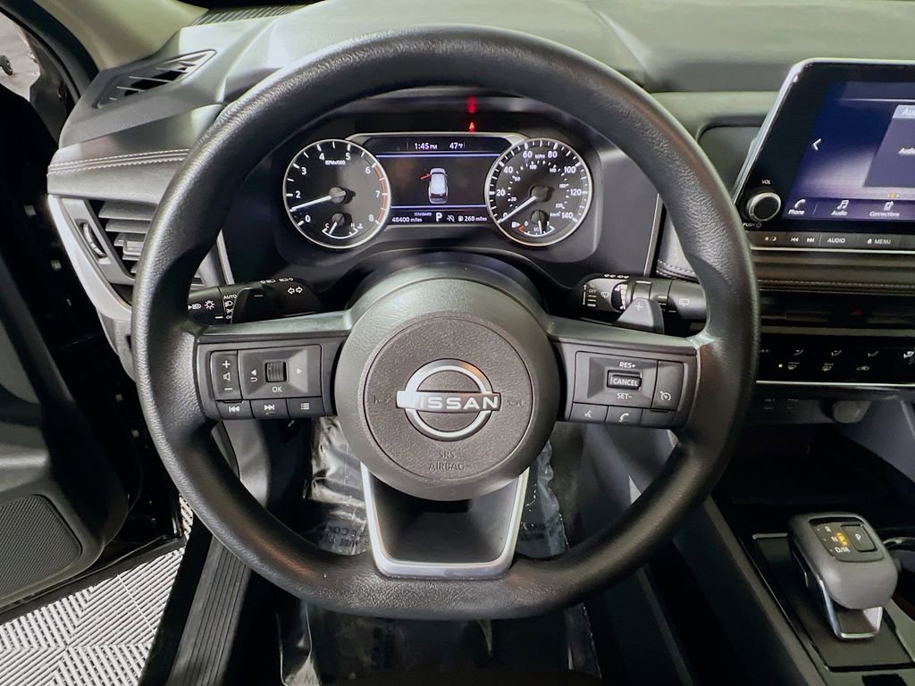 Used 2024 Nissan Rogue S image 10