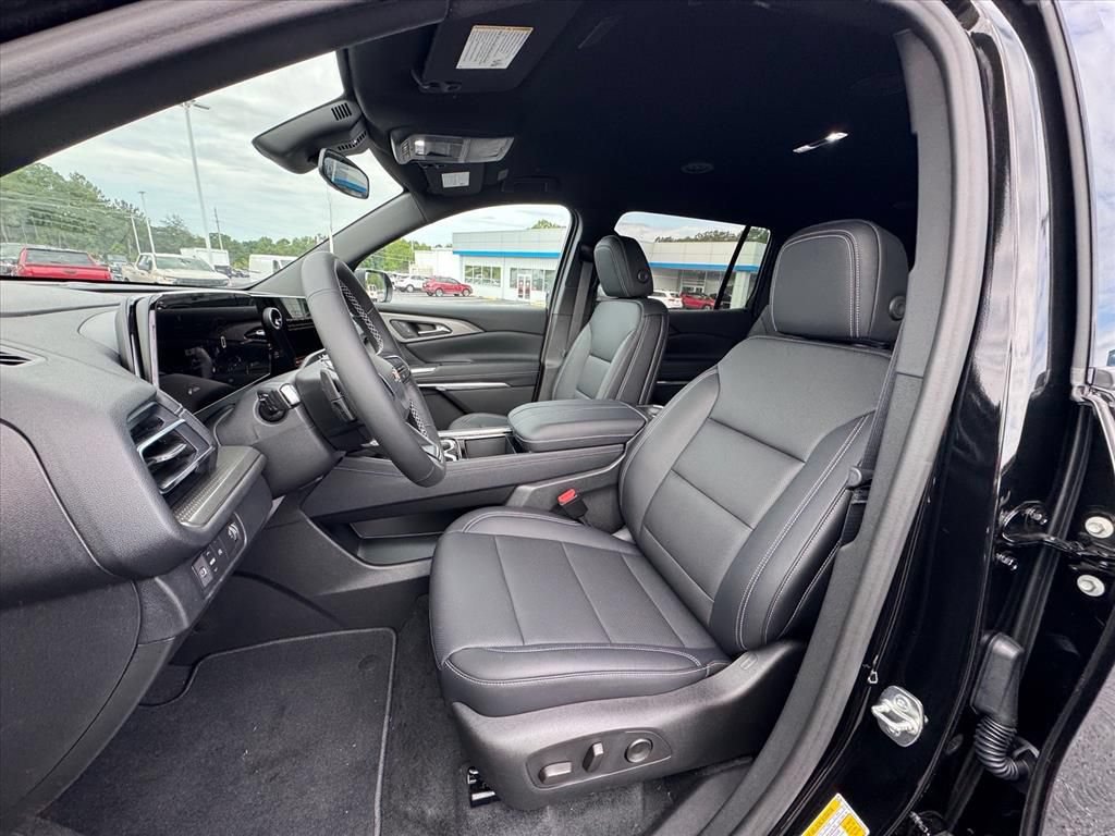 New 2027 Chevrolet Traverse LT FWD image 12
