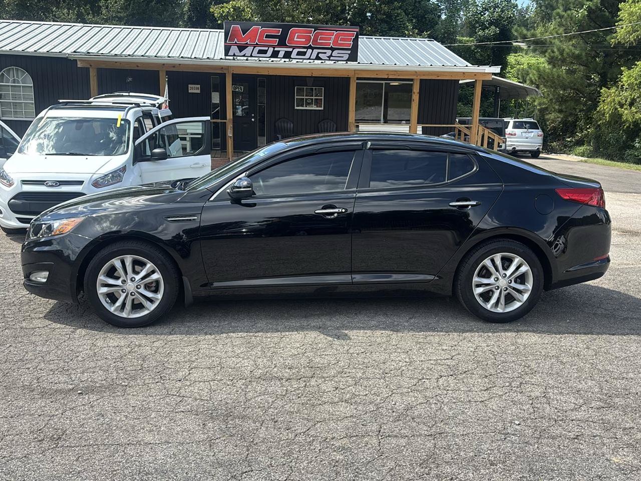 Used 2012 Kia Optima EX FWD image 2