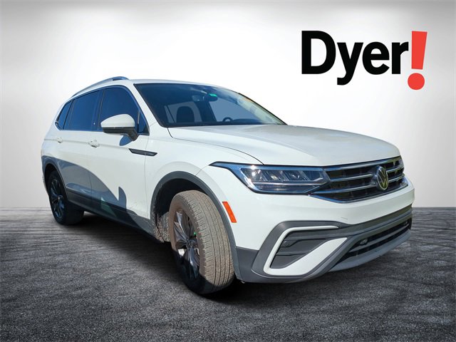 Used 2022 Volkswagen Tiguan SE image 1