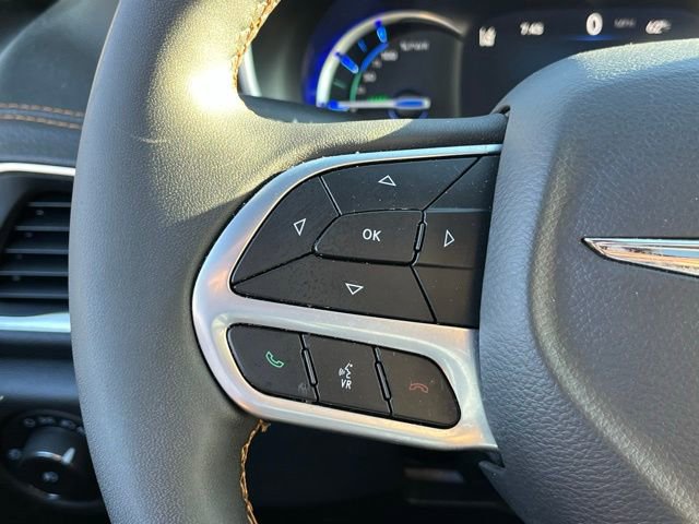 Used 2023 Chrysler Pacifica Pinnacle image 23