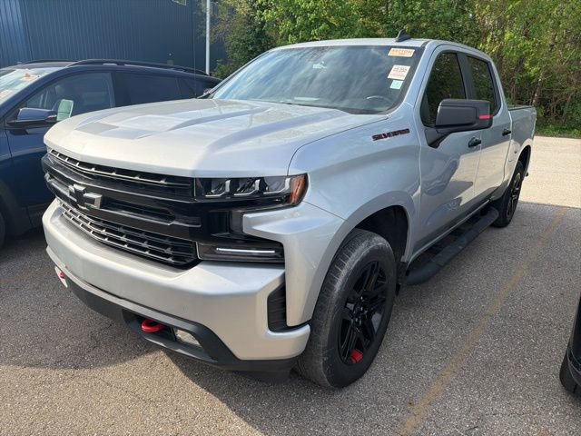 Used 2021 Chevrolet Silverado 1500 RST w/ Redline Edition AWD/4WD image 2