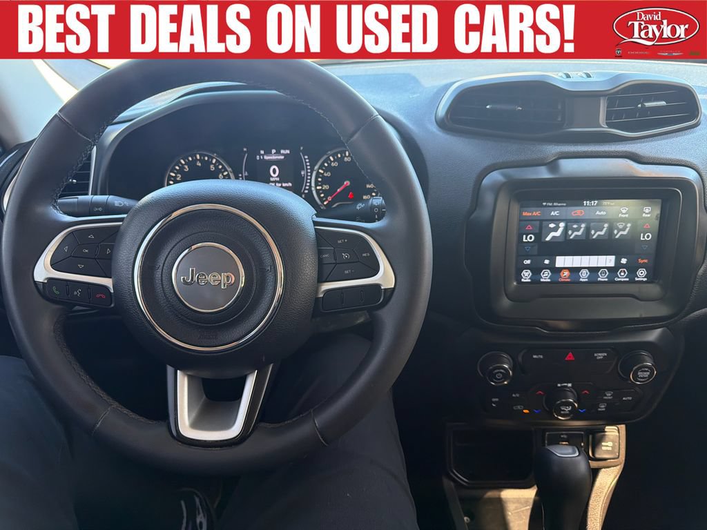 Used 2018 Jeep Renegade Latitude FWD image 16