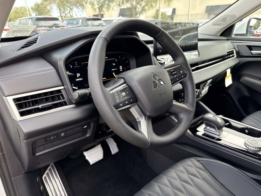 New 2026 Mitsubishi Outlander SEL image 22