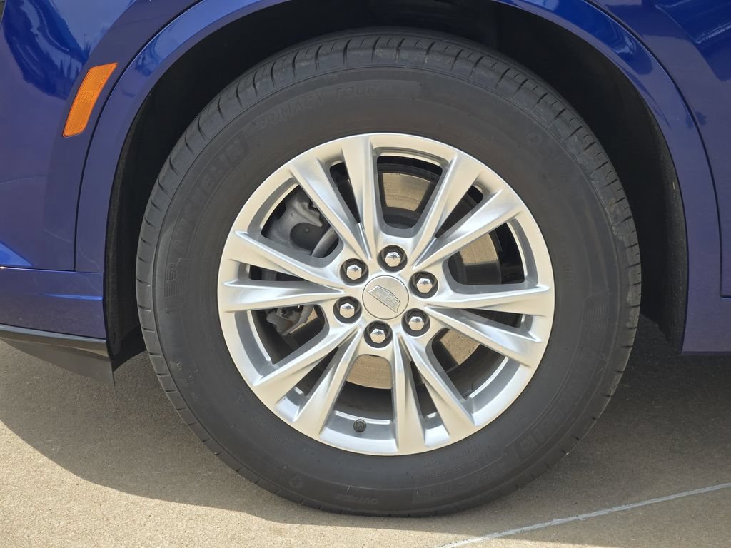 Used 2024 Cadillac XT6 Luxury w/ LPO, Floor Liner Package AWD/4WD image 29