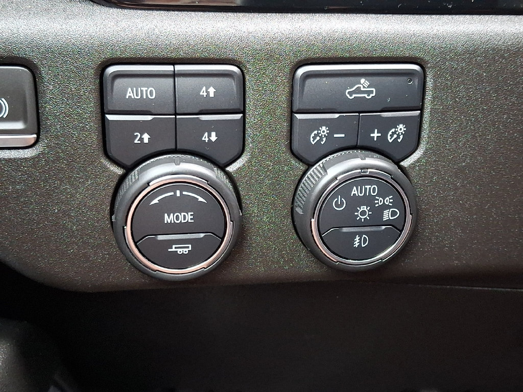 Used 2024 Chevrolet Silverado 1500 RST AWD/4WD image 25