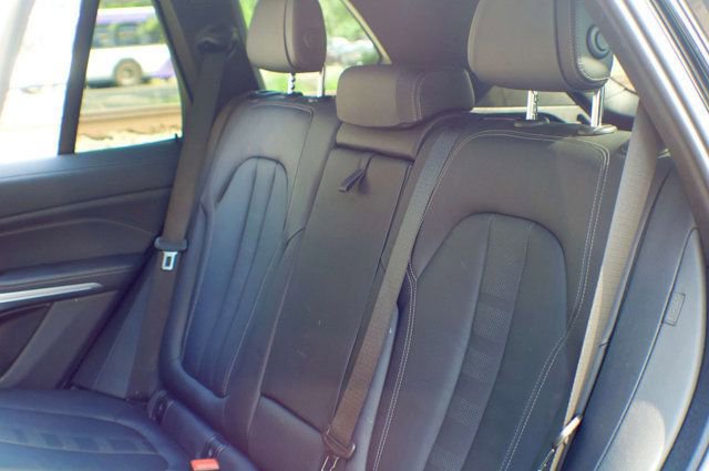 Used 2020 BMW X5 xDrive40i w/ Premium Package AWD/4WD image 48