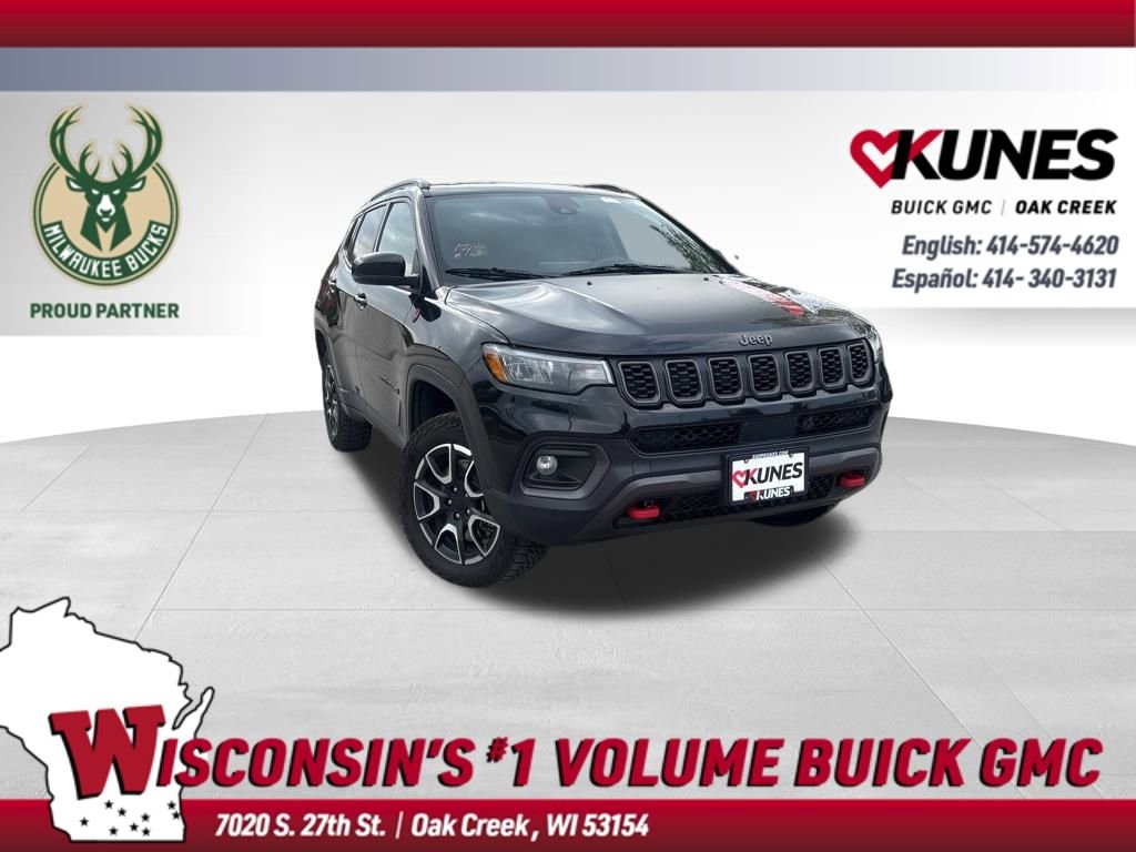 Used 2024 Jeep Compass Trailhawk video 1