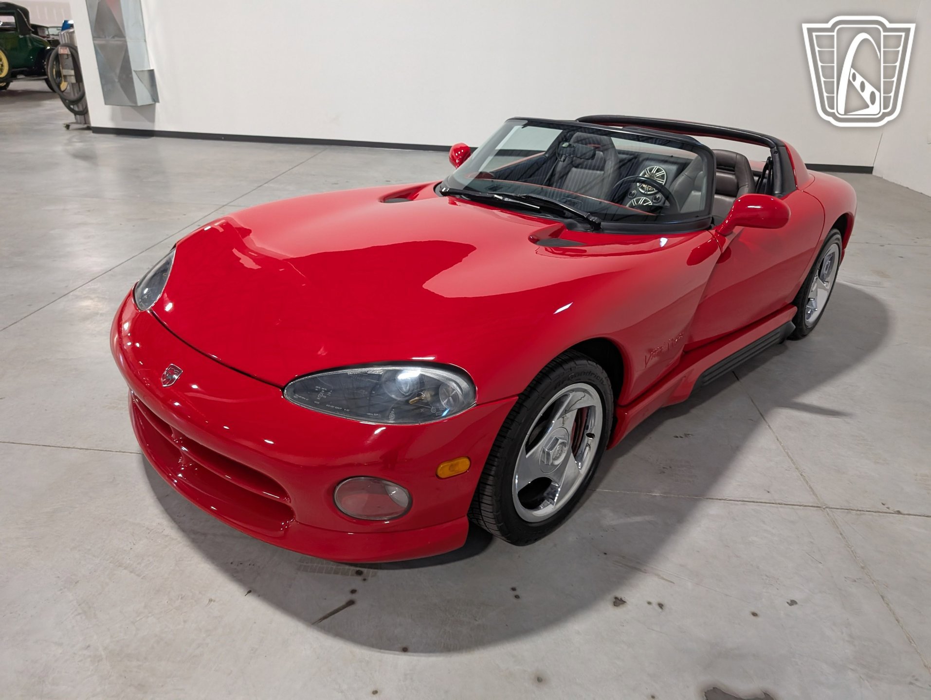 Used 1993 Dodge Viper RT/10 image 2