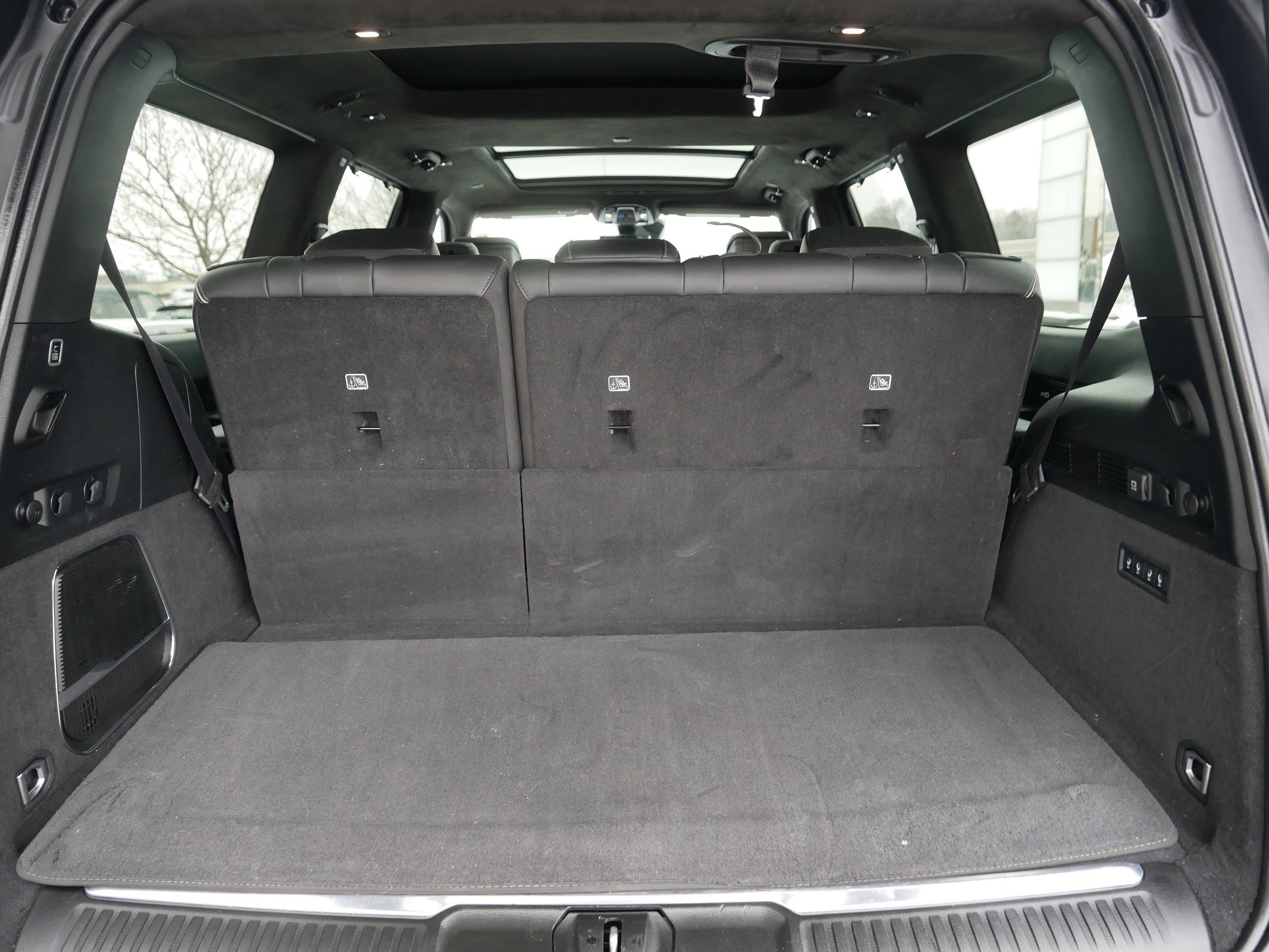 Used 2023 Jeep Grand Wagoneer Series II image 18