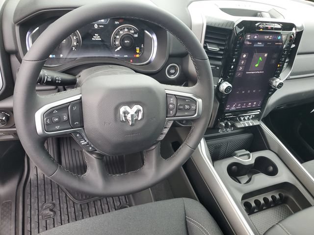 New 2026 RAM 1500 Big Horn AWD/4WD image 18