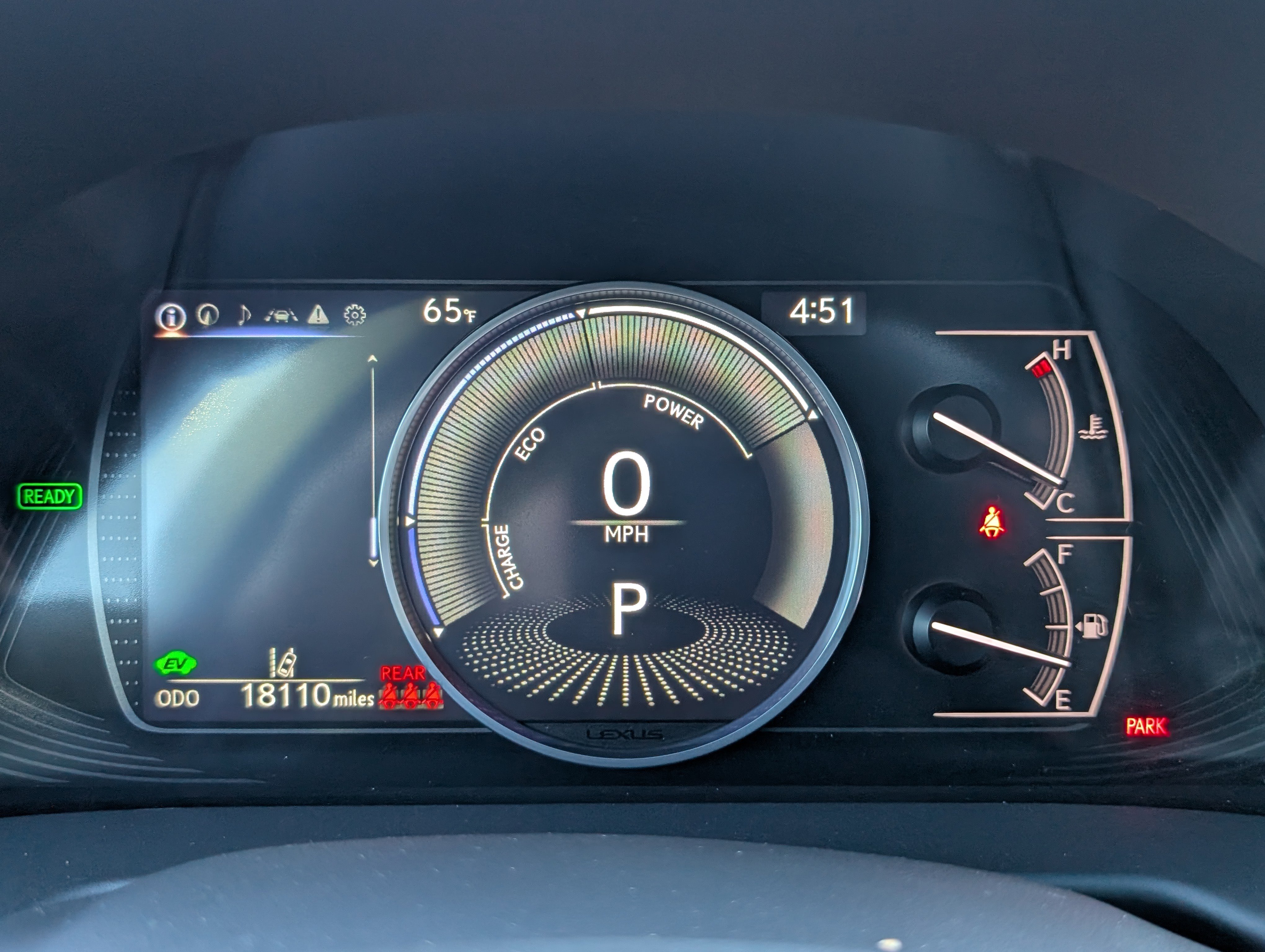 Certified 2024 Lexus ES 300h w/ Premium Package image 29