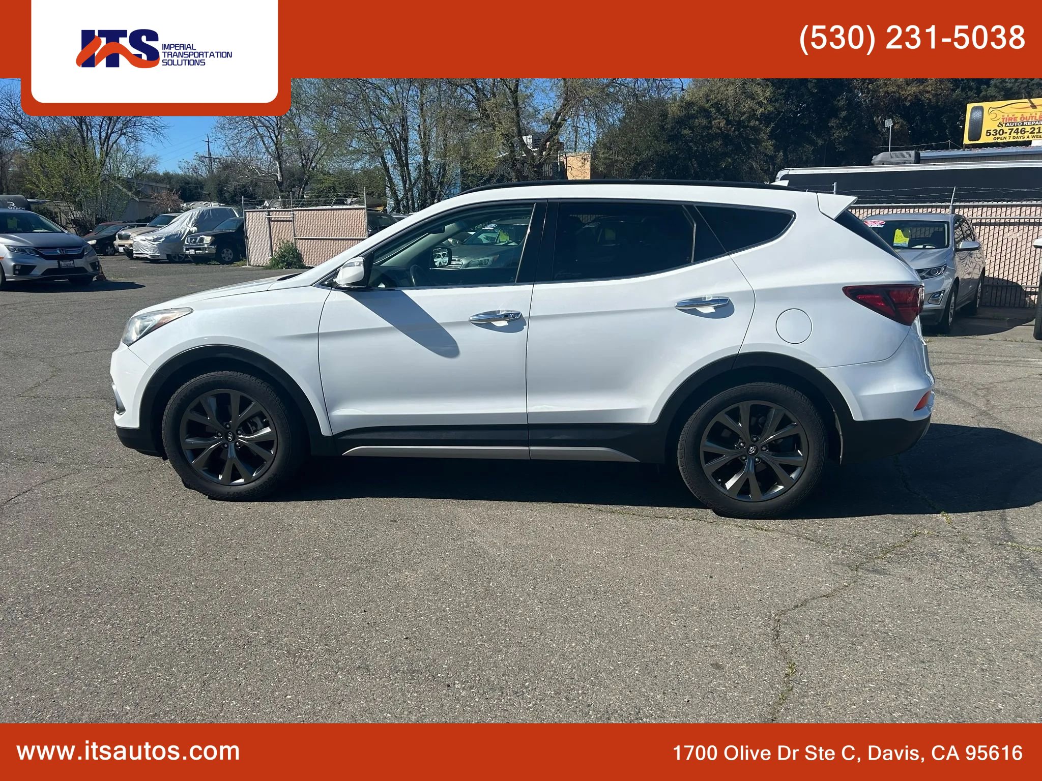 Used 2018 Hyundai Santa Fe Sport w/ Cargo Package image 9