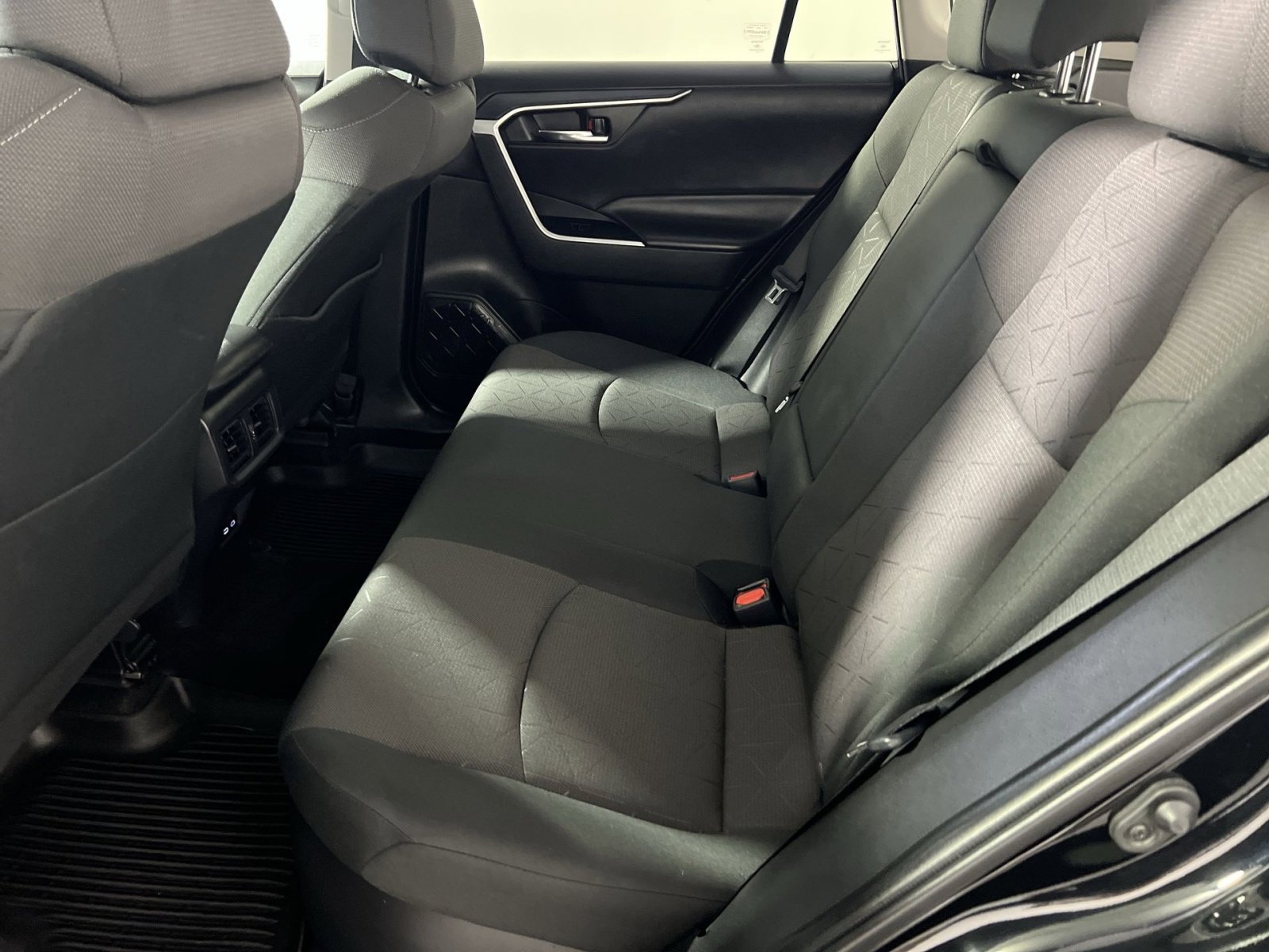 Used 2024 Toyota RAV4 XLE w/ Convenience Package AWD/4WD image 26