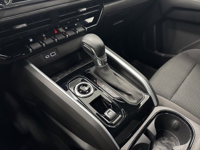 Used 2024 Chevrolet Colorado LT w/ LT Convenience Package image 21