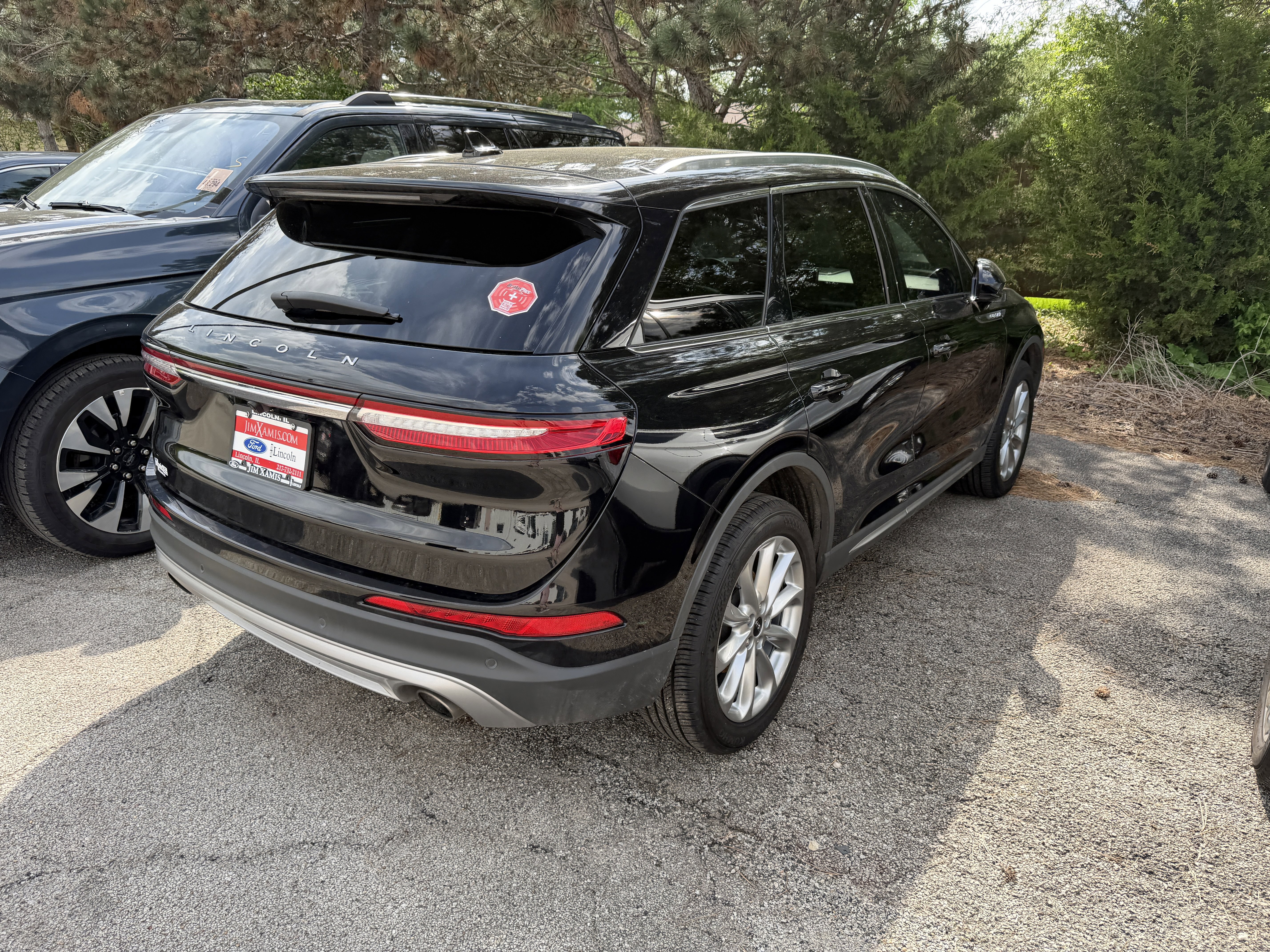 Used 2021 Lincoln Corsair AWD w/ Premium Package image 7
