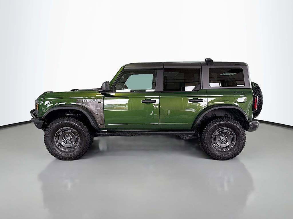Used 2024 Ford Bronco Everglades image 11
