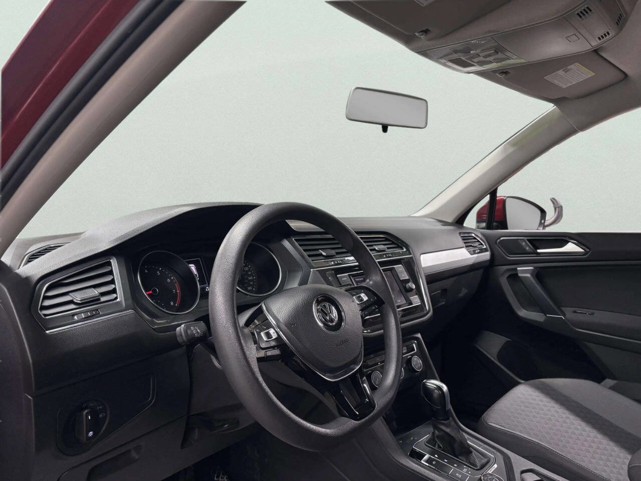 Used 2018 Volkswagen Tiguan S w/ 3rd Row Seat Package image 11