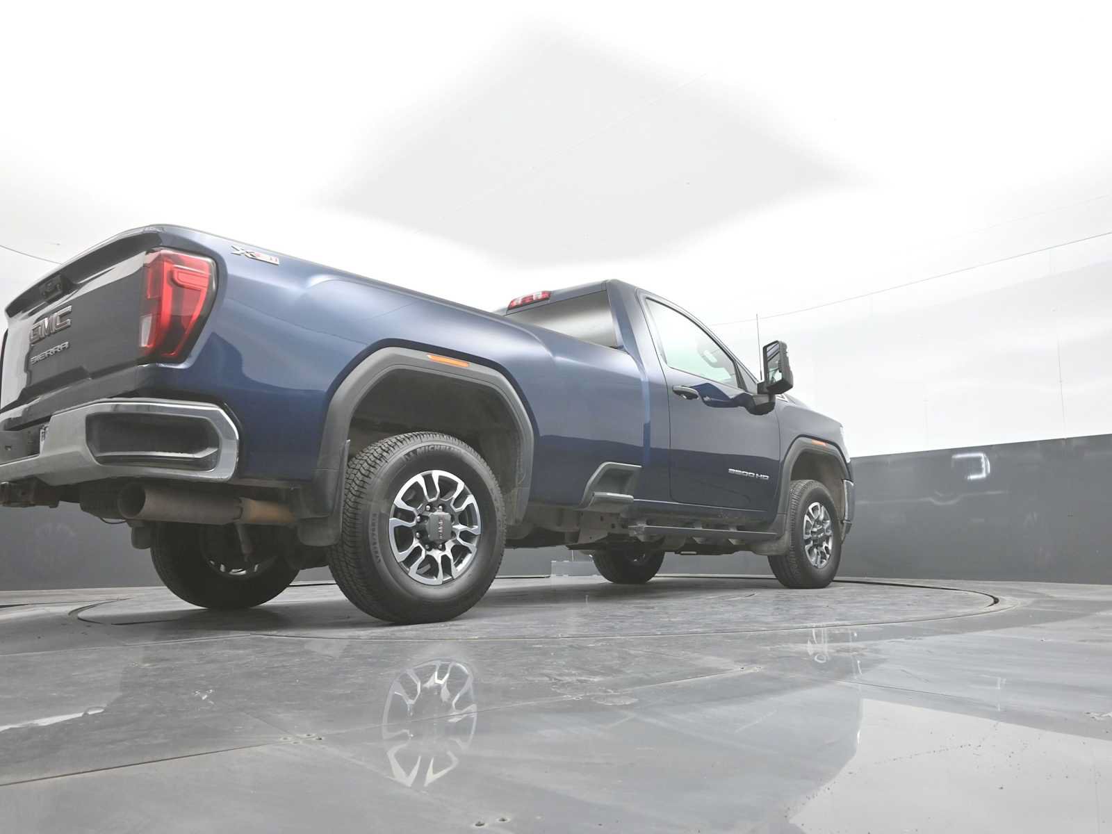 Used 2023 GMC Sierra 3500 Pro w/ Convenience Package AWD/4WD image 42