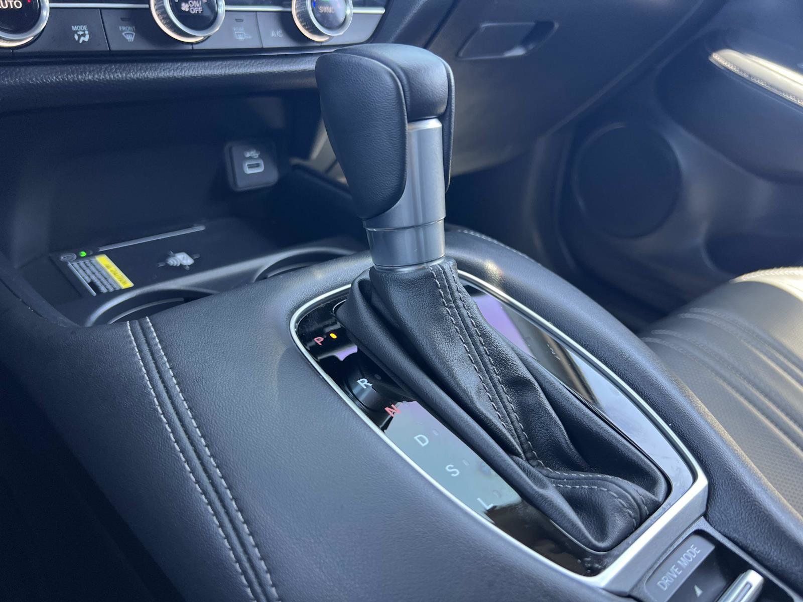 Certified 2024 Honda HR-V EX-L image 17