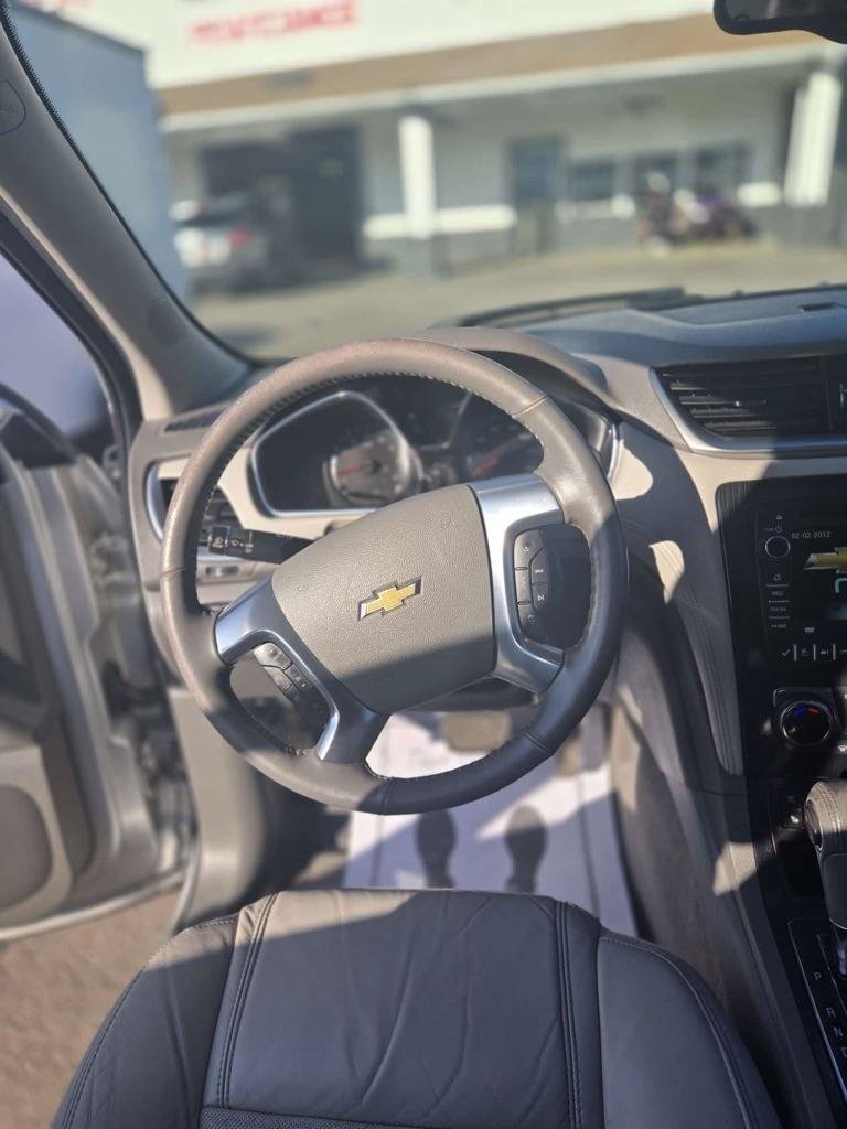 Used 2016 Chevrolet Traverse LTZ FWD image 8