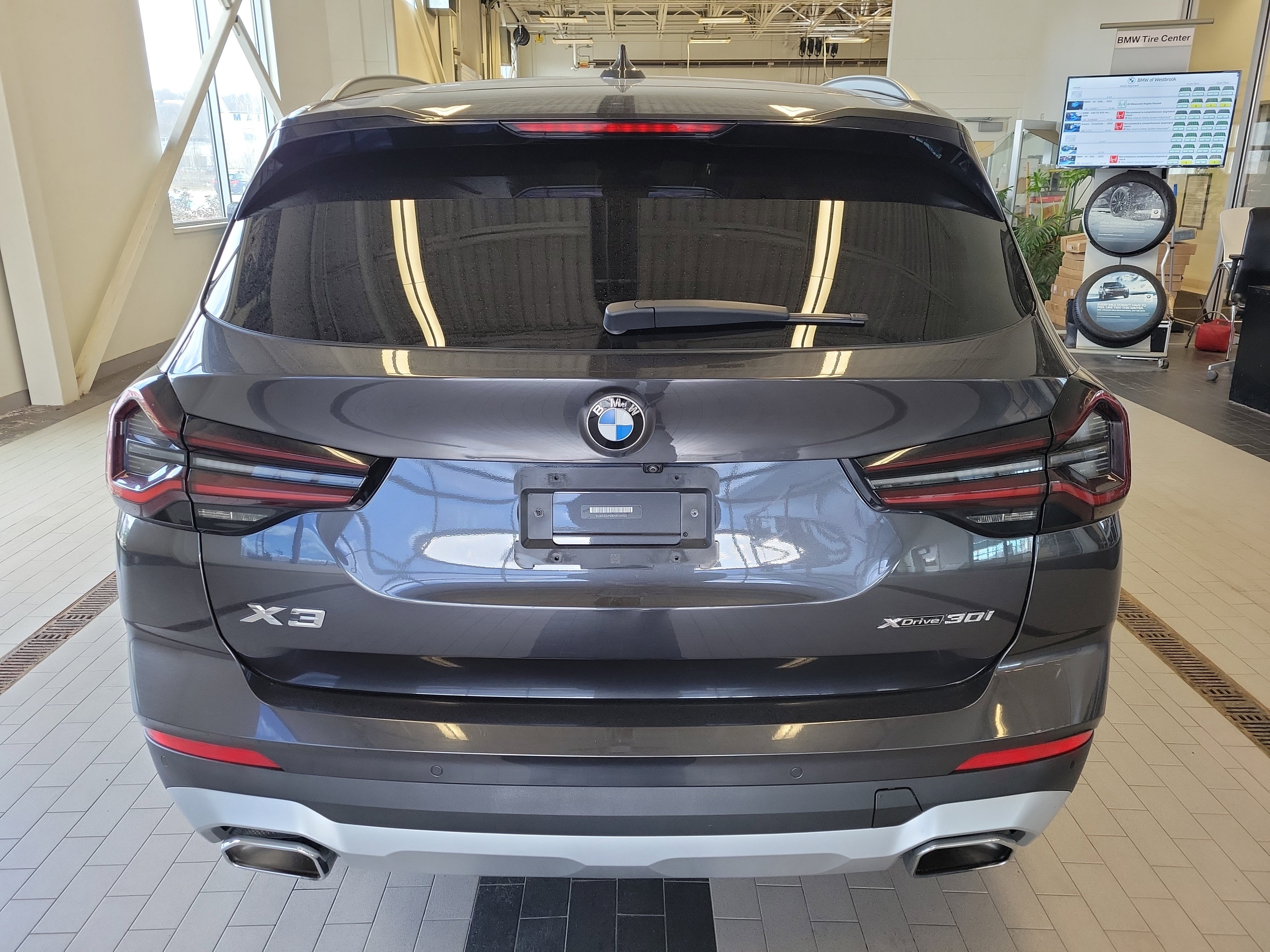 Used 2022 BMW X3 xDrive30i w/ Premium Package image 6