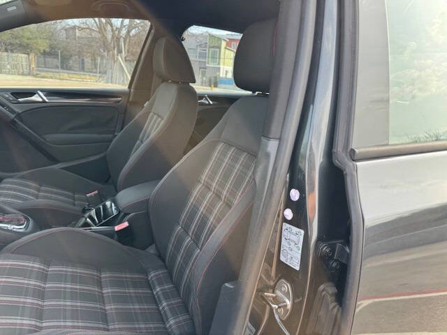 Used 2011 Volkswagen Golf 4-Door image 33