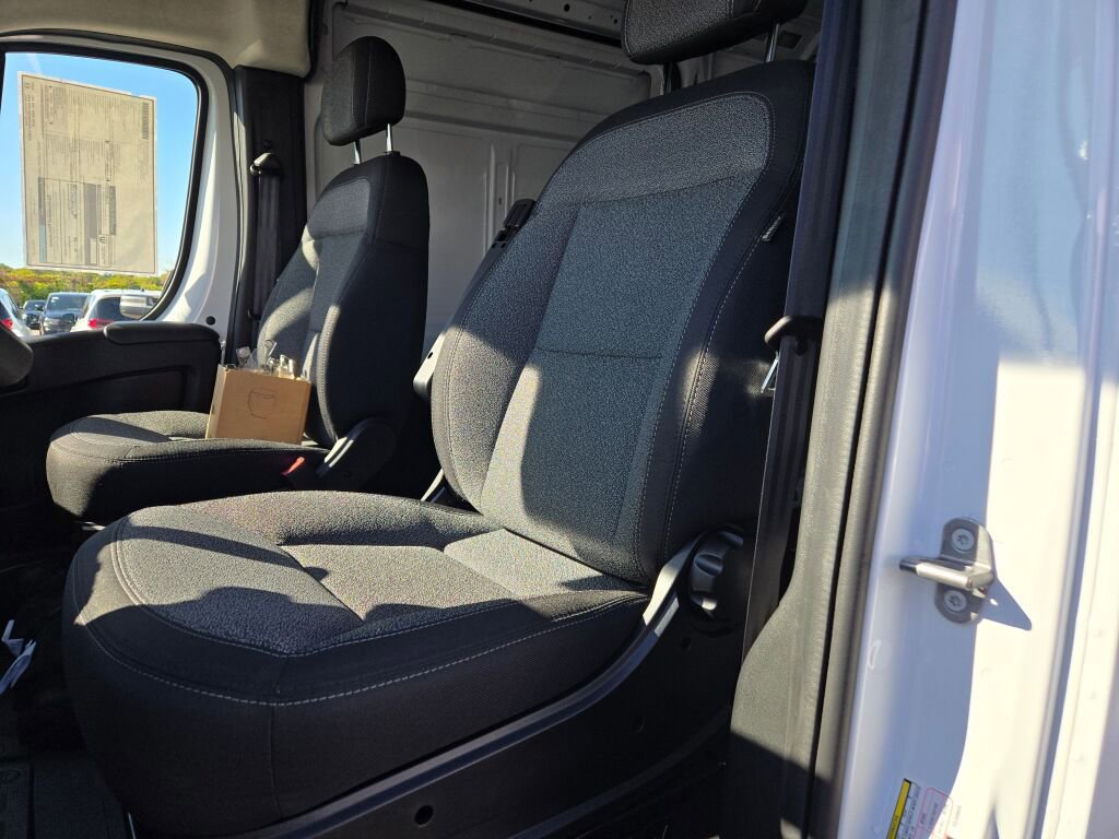 New 2026 RAM ProMaster 2500 w/ Convenience Group image 11