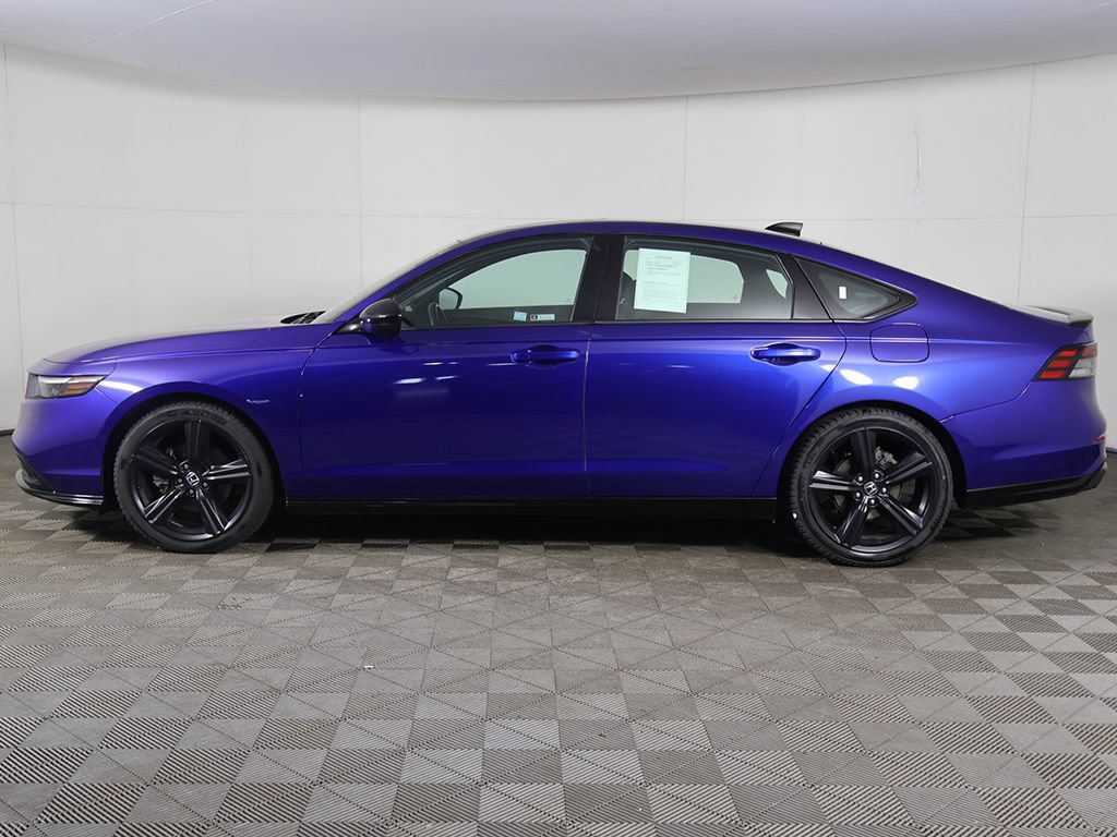 Used 2023 Honda Accord Sport image 16
