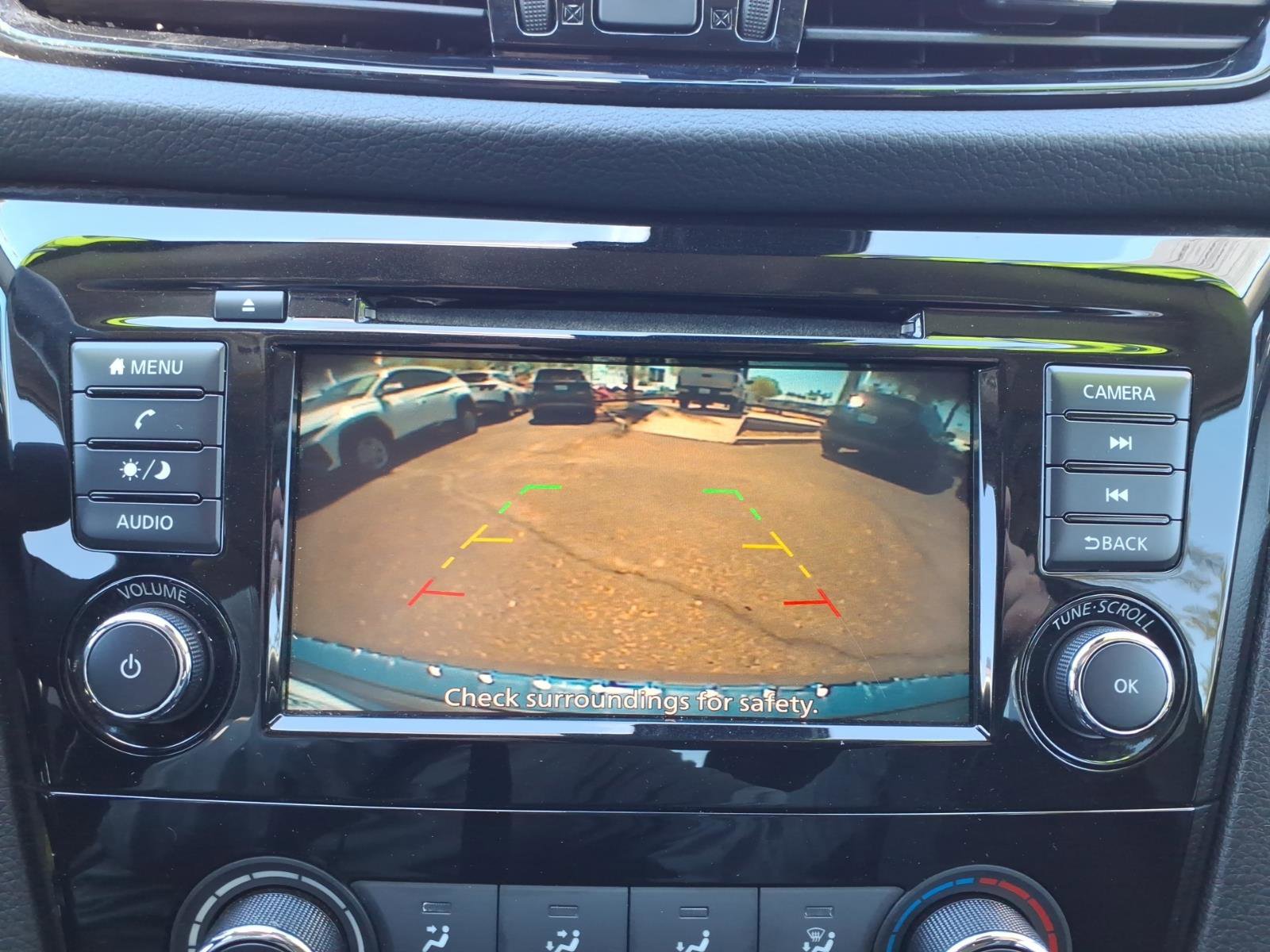 Used 2022 Nissan Rogue Sport S image 21