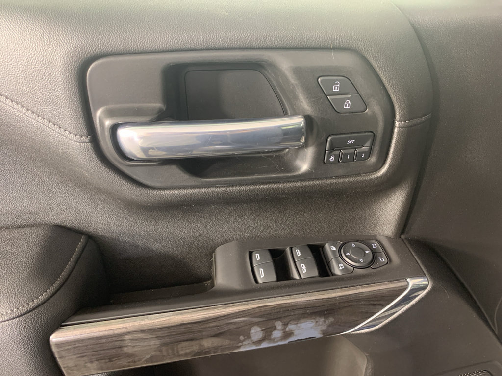 Used 2021 Chevrolet Silverado 1500 LTZ w/ LTZ Premium Package RWD image 13