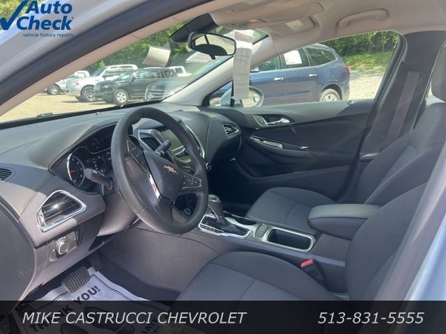 Used 2017 Chevrolet Cruze LT w/ Convenience Package FWD image 6