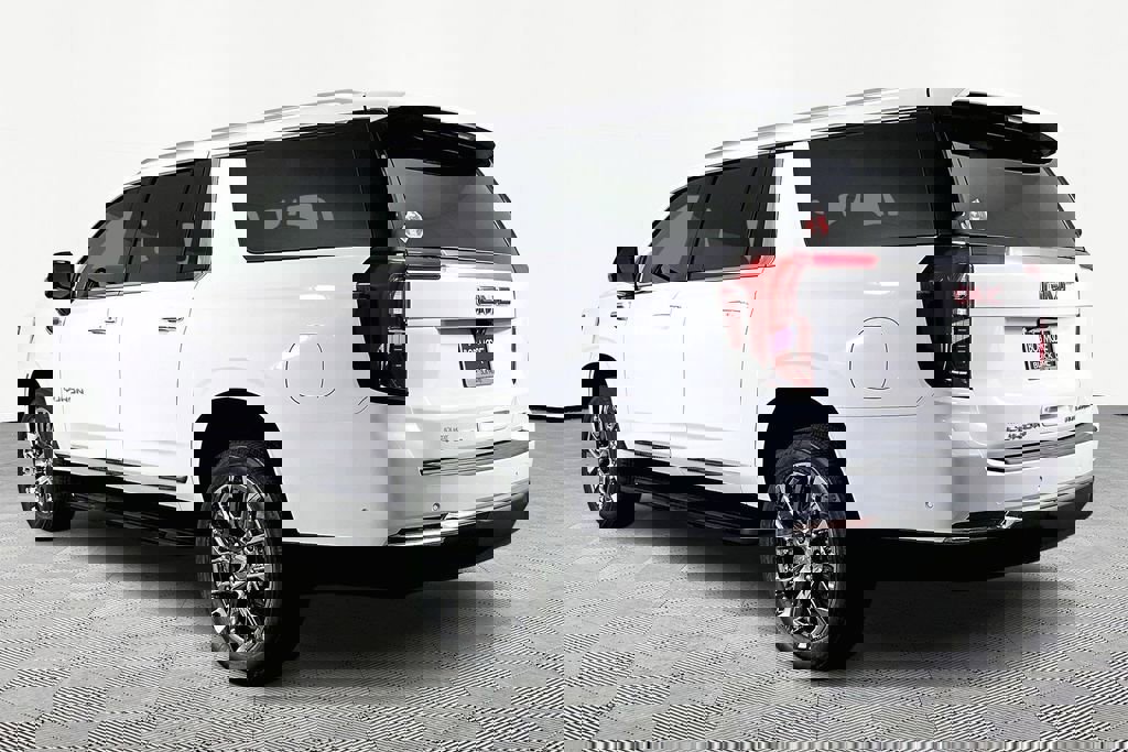 New 2026 GMC Yukon XL Elevation w/ Elevation Premium Package image 4