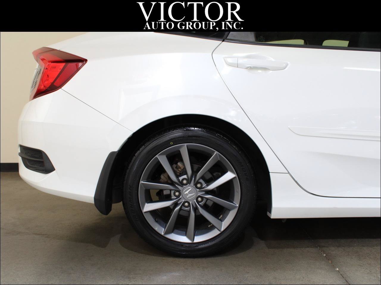 Used 2019 Honda Civic EX-L image 12