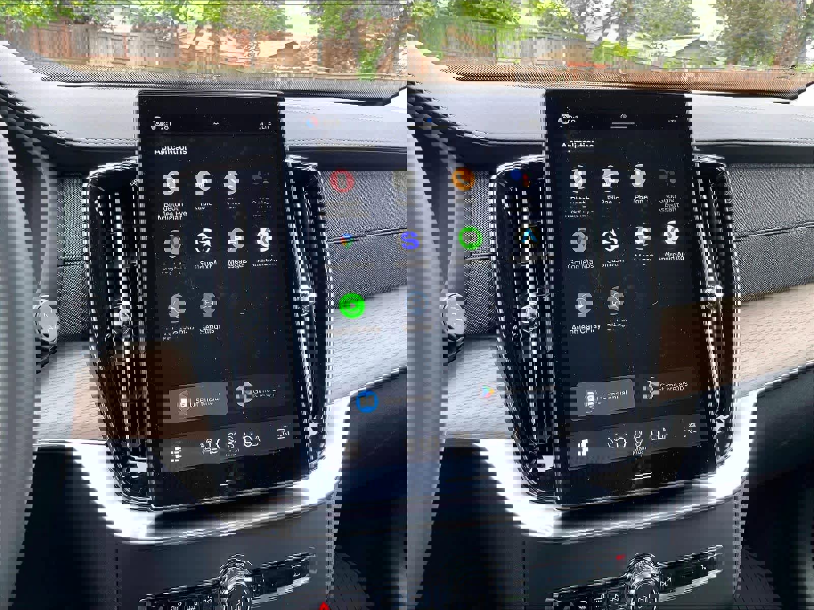 New 2026 Volvo XC90 T8 Plus w/ Protection Package Premier image 21